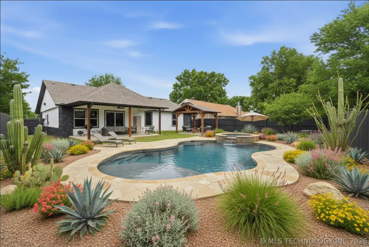 Custom pool design concept for Bixby backyard by Silverado Rock Pools
